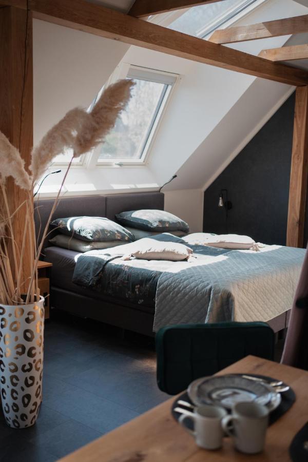 Loft 32 *